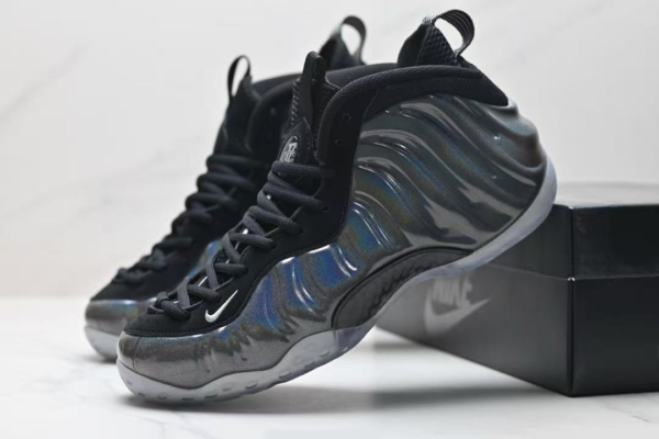 Nike_Air_Foamposite_One_Hologram_-02